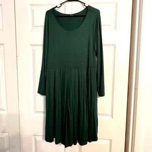 NWT Dark green long sleeve Amazon dress.